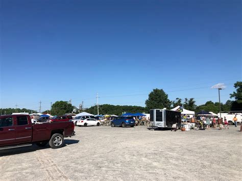 flea market laurel md